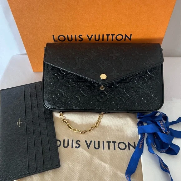❌❌SOLD❌❌ Félicie Pochette Louis Vuitton Black Monogram - FULL INCLUSION* - Picture 3 of 14
